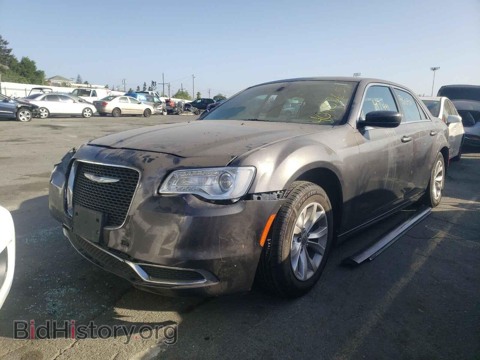 2016 CHRYSLER 300 - VIN: 2C3CCAAG0GH243730 - Фото 2