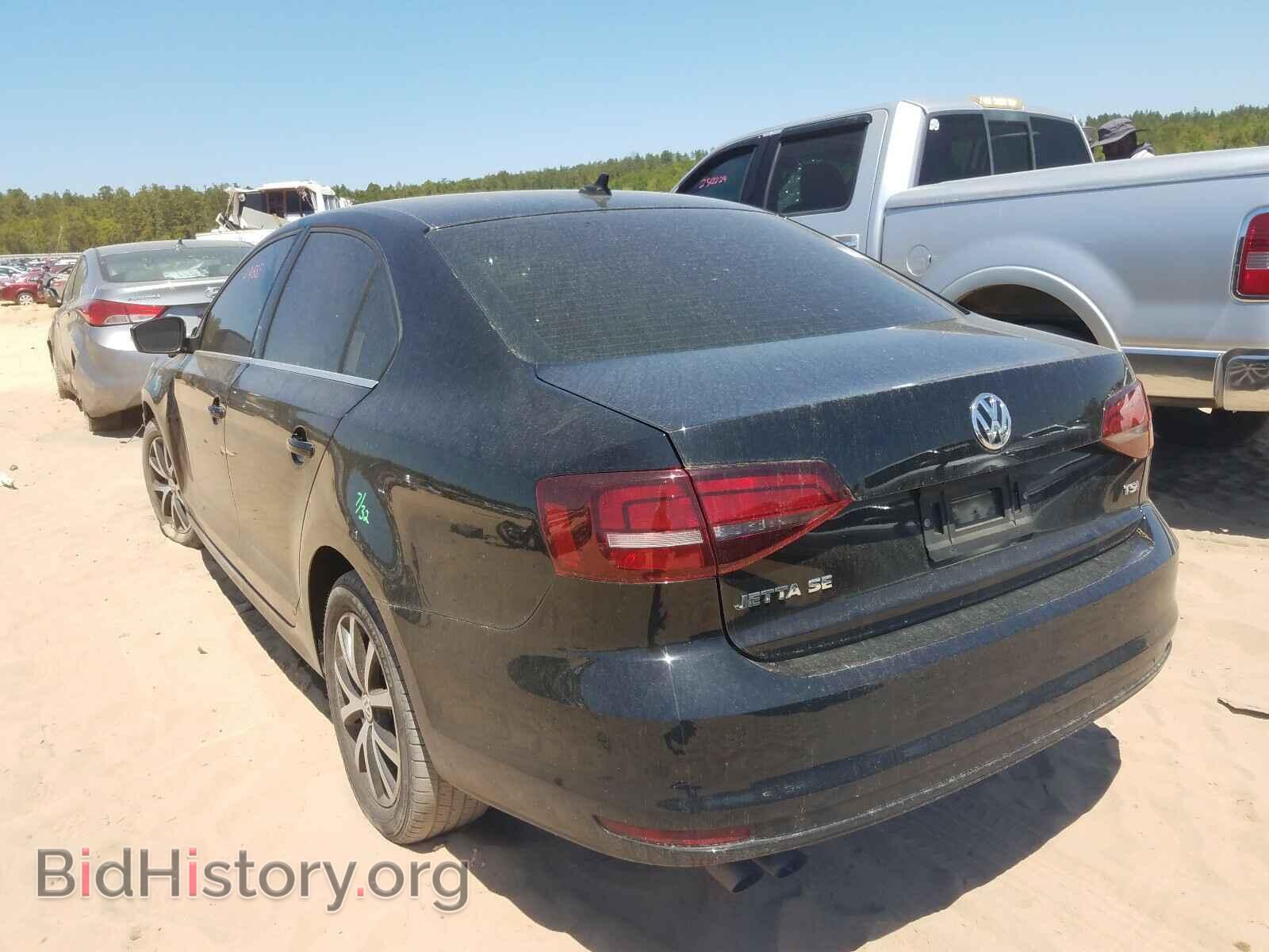 2017 VOLKSWAGEN JETTA - VIN: 3VWDB7AJ8HM413074 - Фото 3