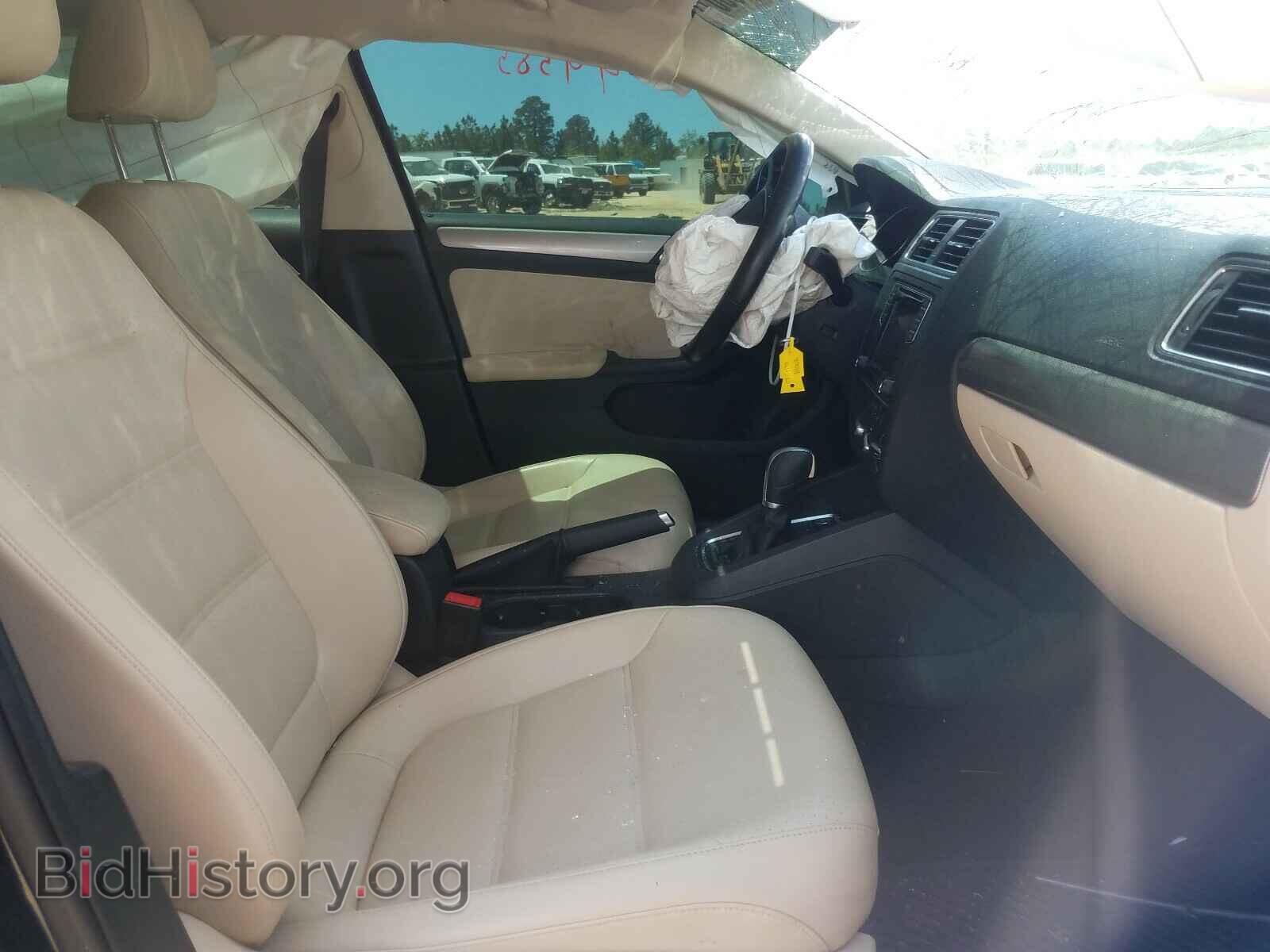 2017 VOLKSWAGEN JETTA - VIN: 3VWDB7AJ8HM413074 - Фото 5