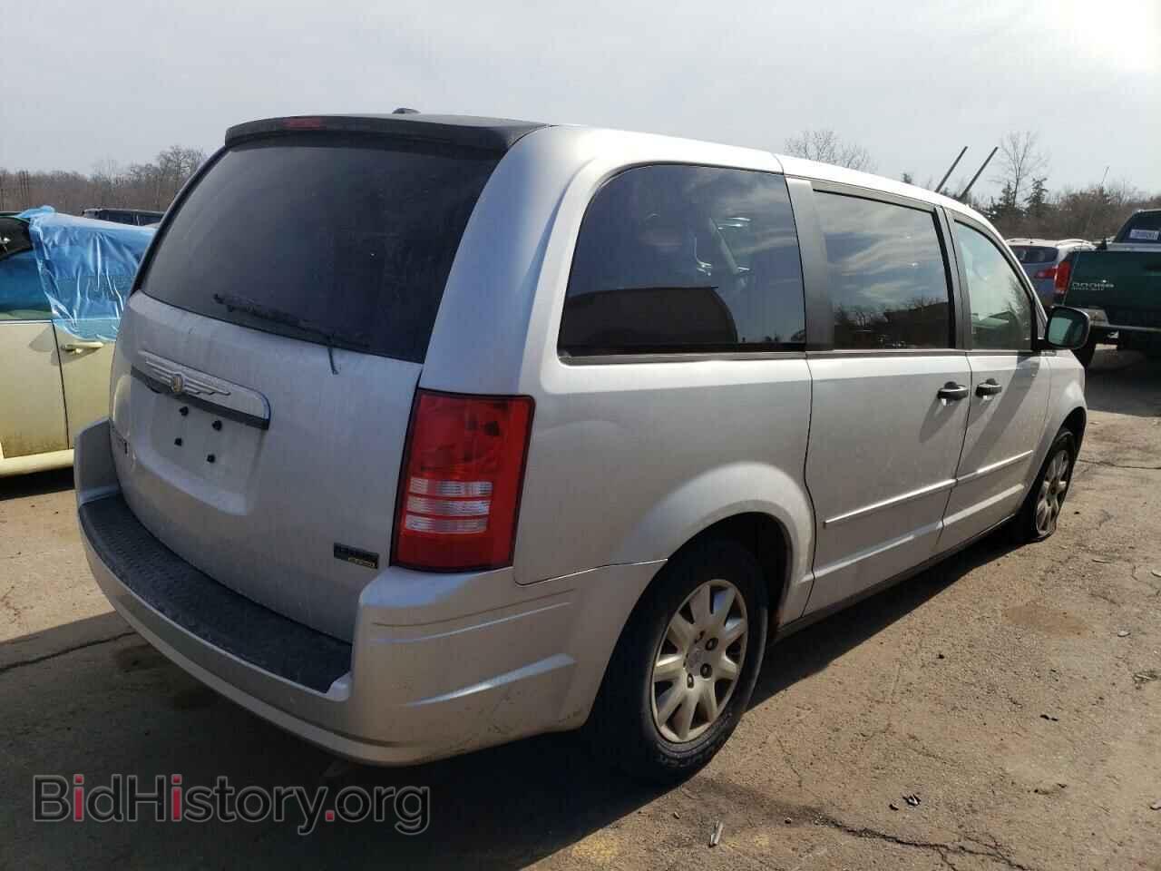 2008 CHRYSLER MINIVAN - VIN: 2A8HR44H68R799499 - Фото 3