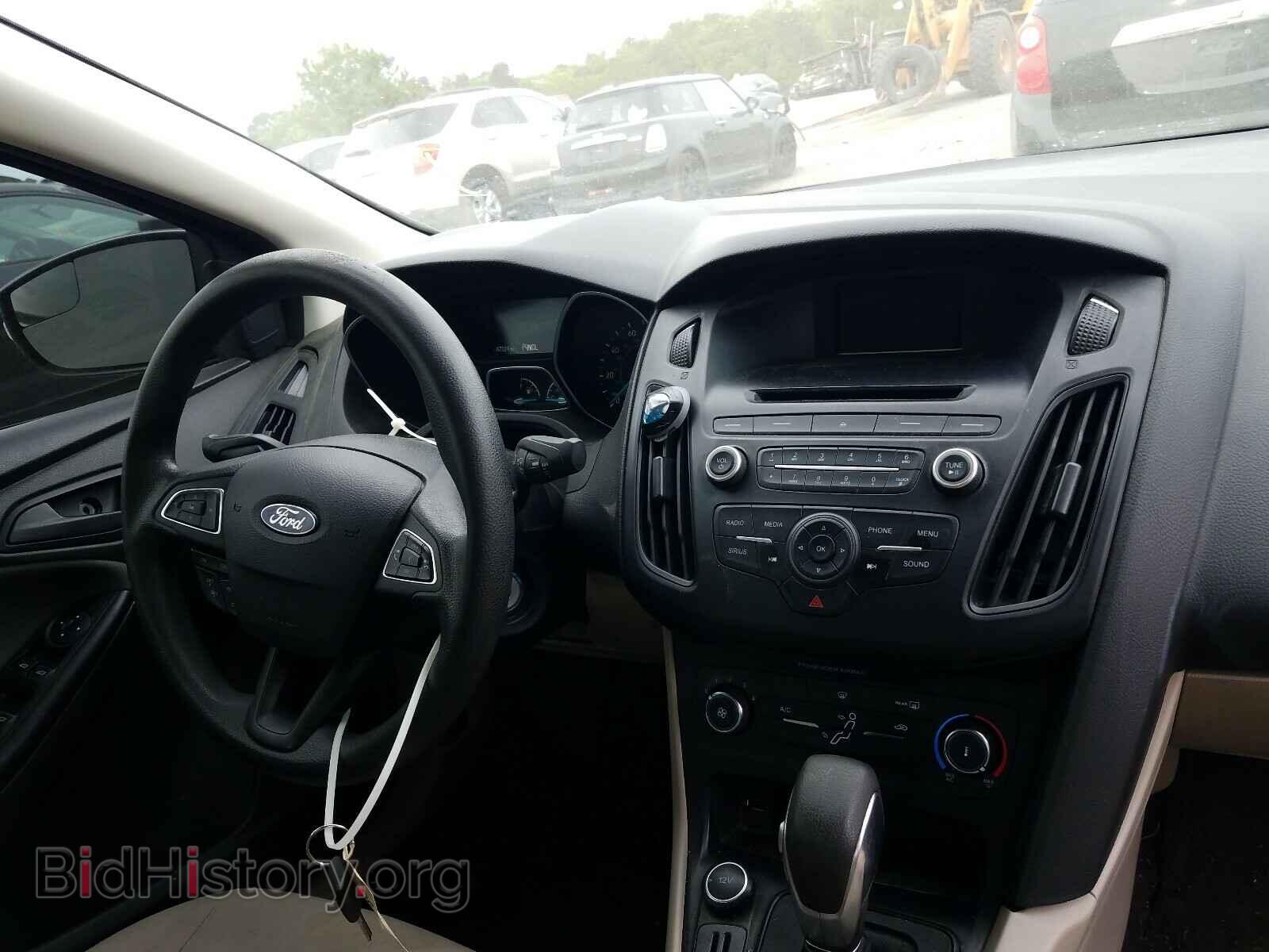 2017 FORD FOCUS - VIN: 1FADP3F29HL267600 - Фото 9