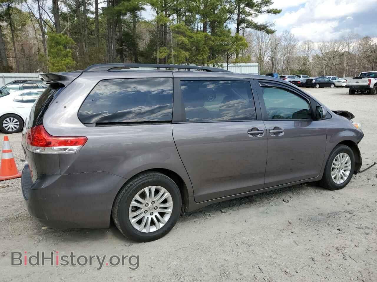 2013 TOYOTA SIENNA - VIN: 5TDYK3DC8DS340616 - Фото 3