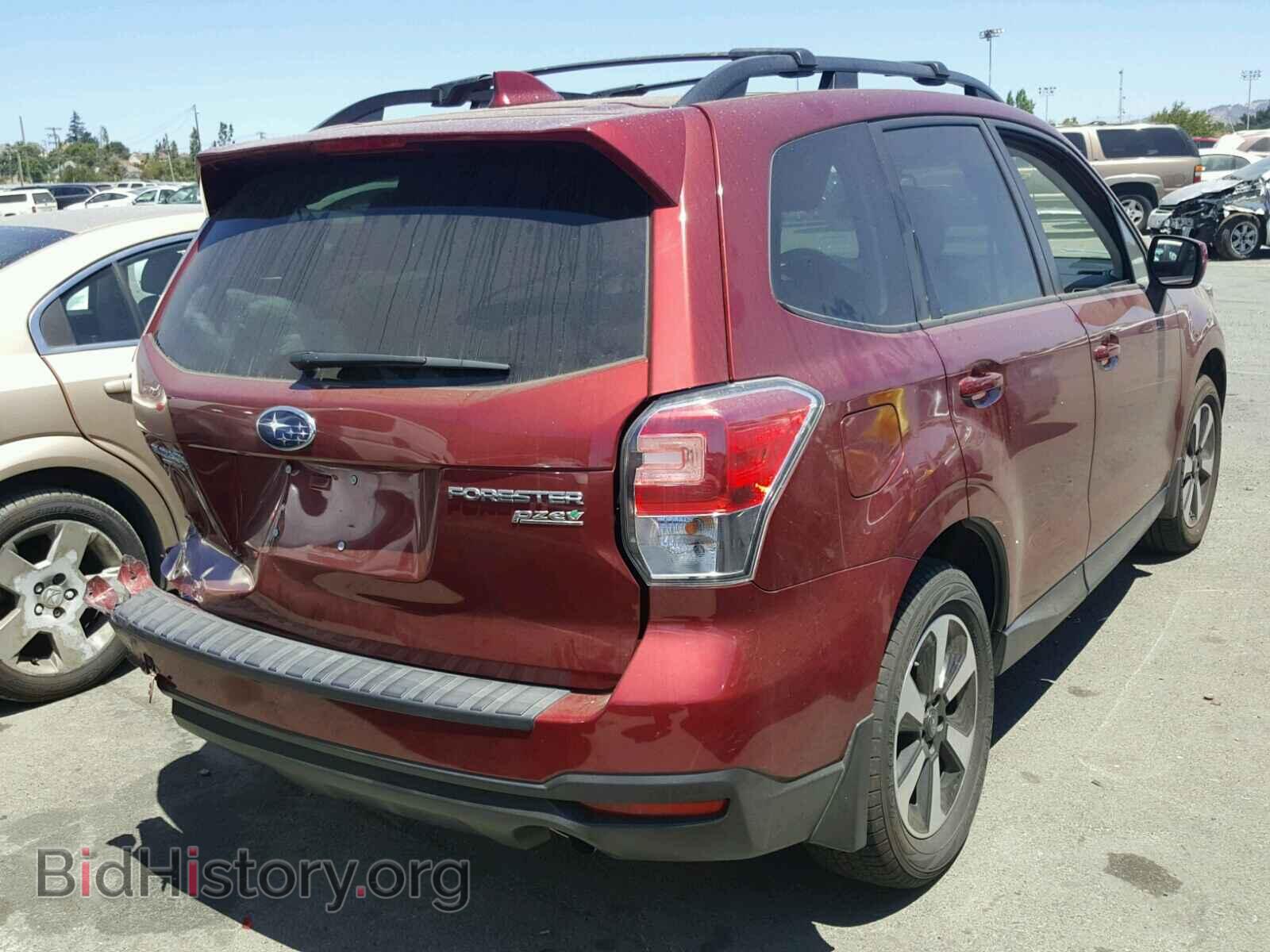 2017 SUBARU FORESTER - VIN: JF2SJAEC0HH456352 - Фото 4