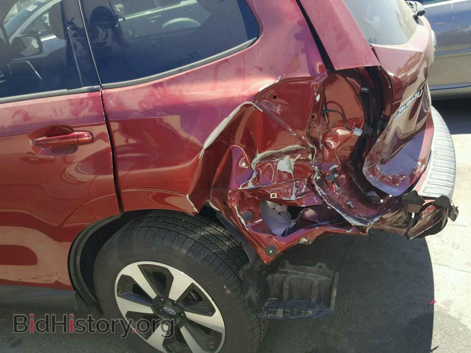 2017 SUBARU FORESTER - VIN: JF2SJAEC0HH456352 - Фото 9