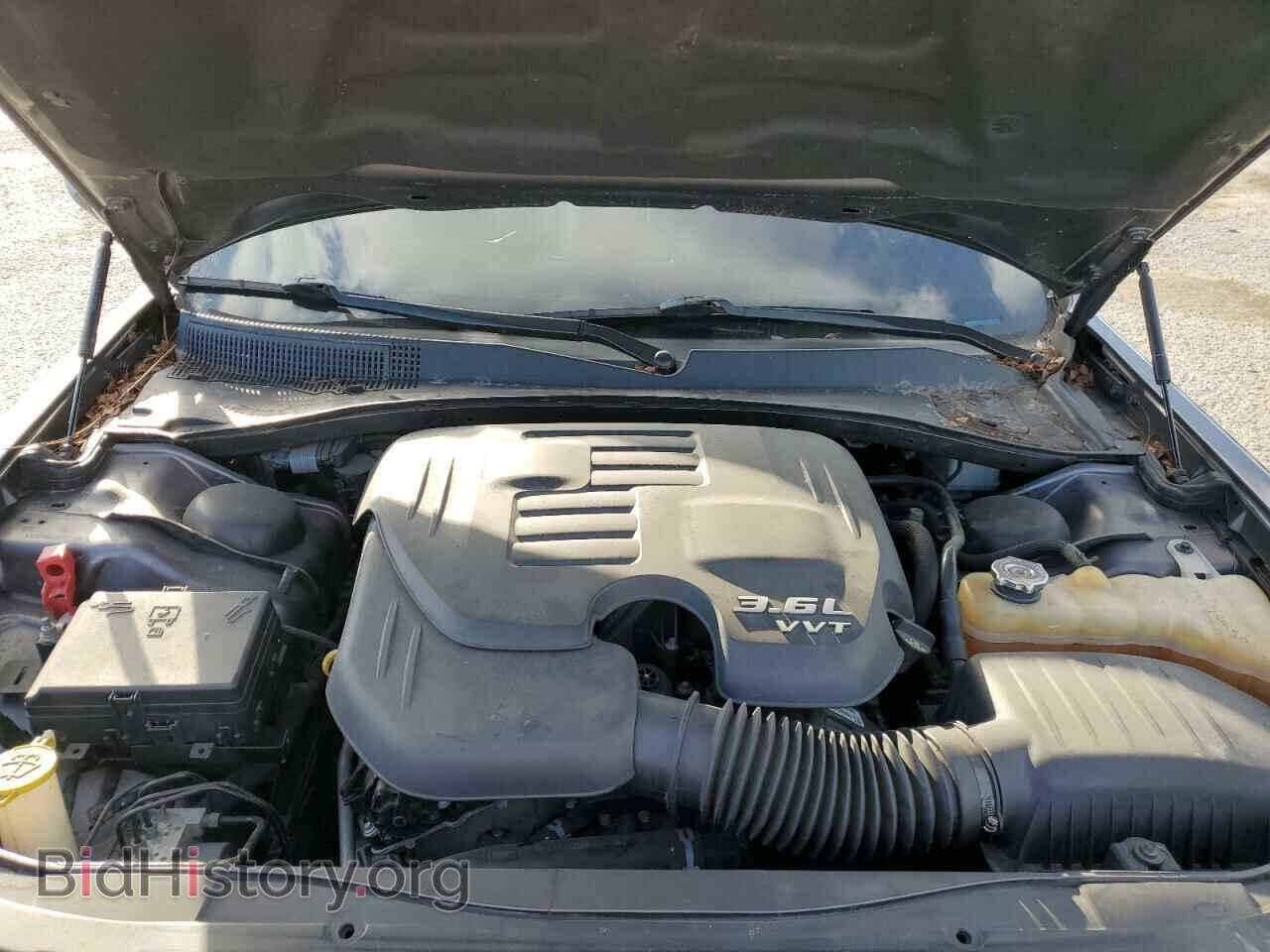 2019 CHRYSLER 300 - VIN: 2C3CCABG8KH515710 - Фото 11