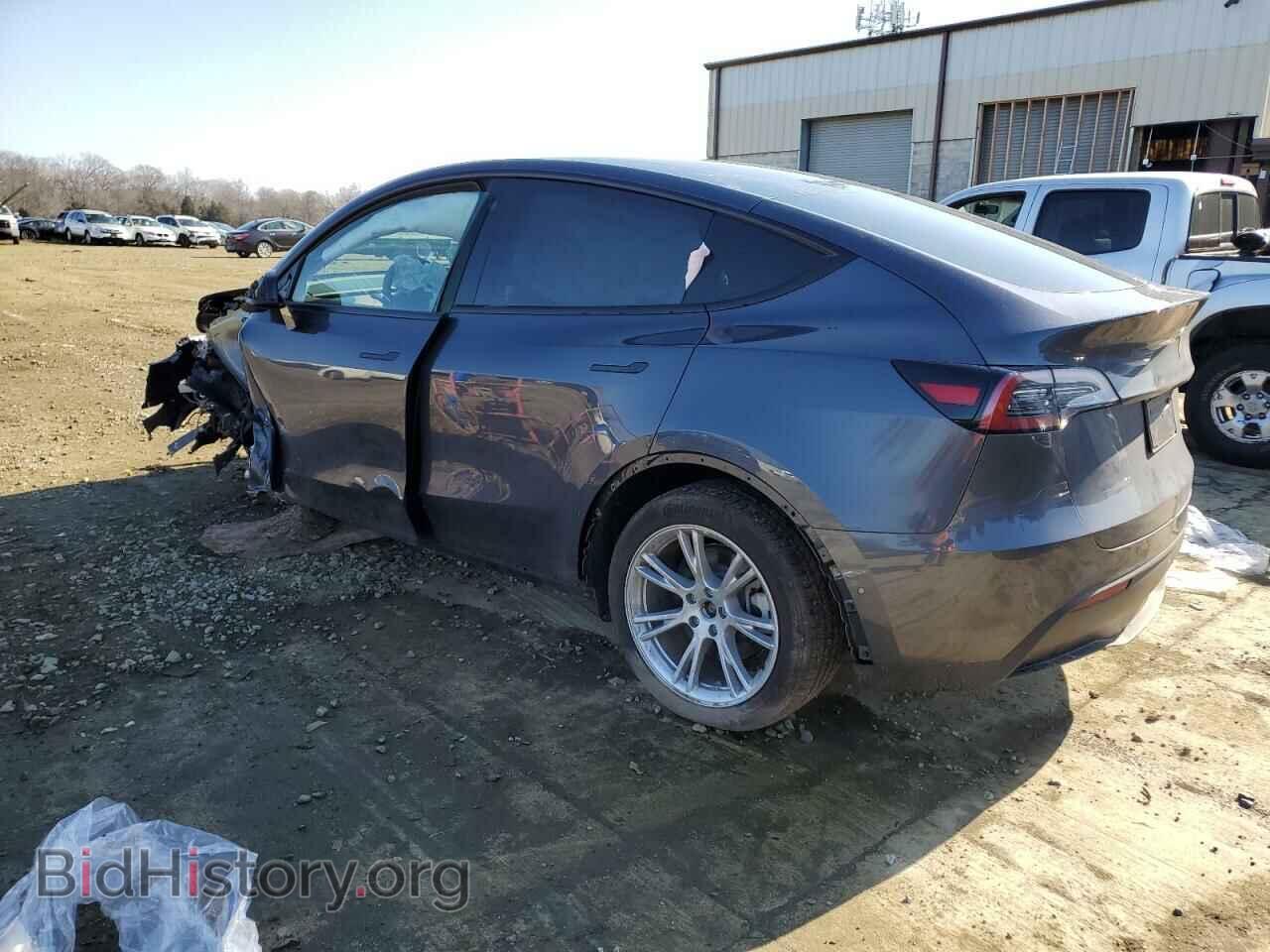 2022 TESLA MODEL Y - VIN: 7SAYGAEE2NF568965 - Photo 2
