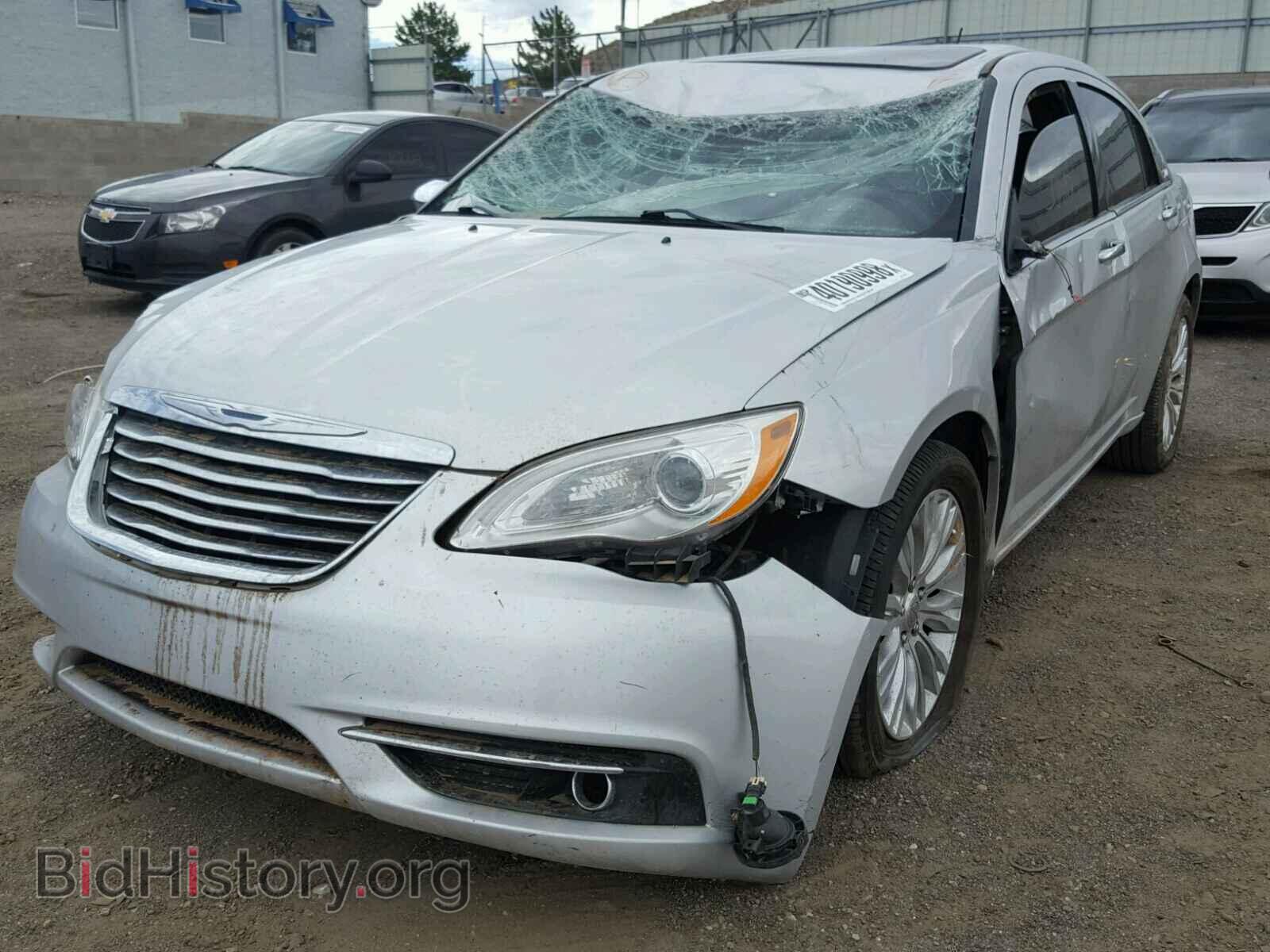 2012 CHRYSLER 200 - VIN: 1C3CCBCB0CN197129 - Фото 2
