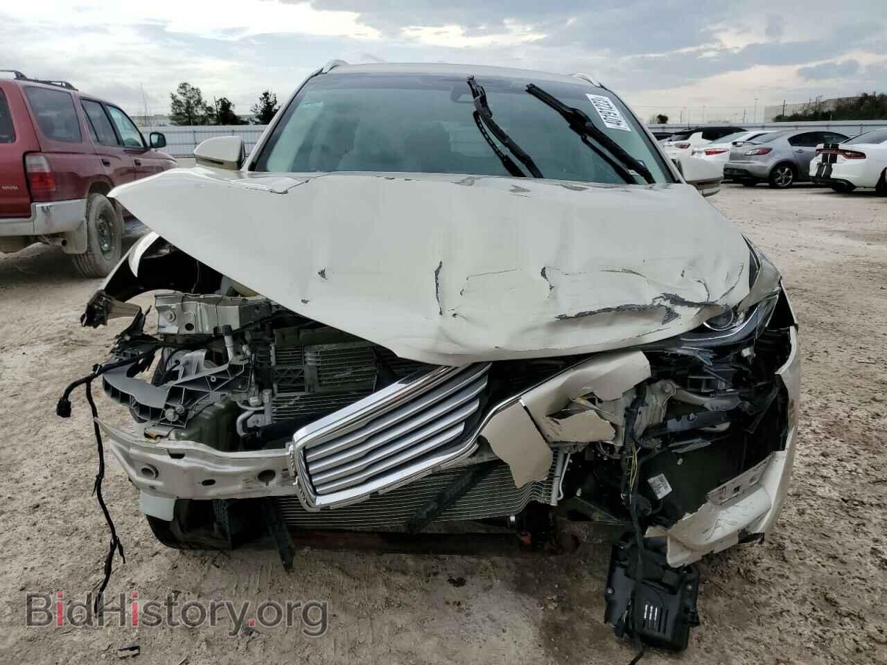 2017 LINCOLN MKC - VIN: 5LMCJ2C90HUL72158 - Photo 5