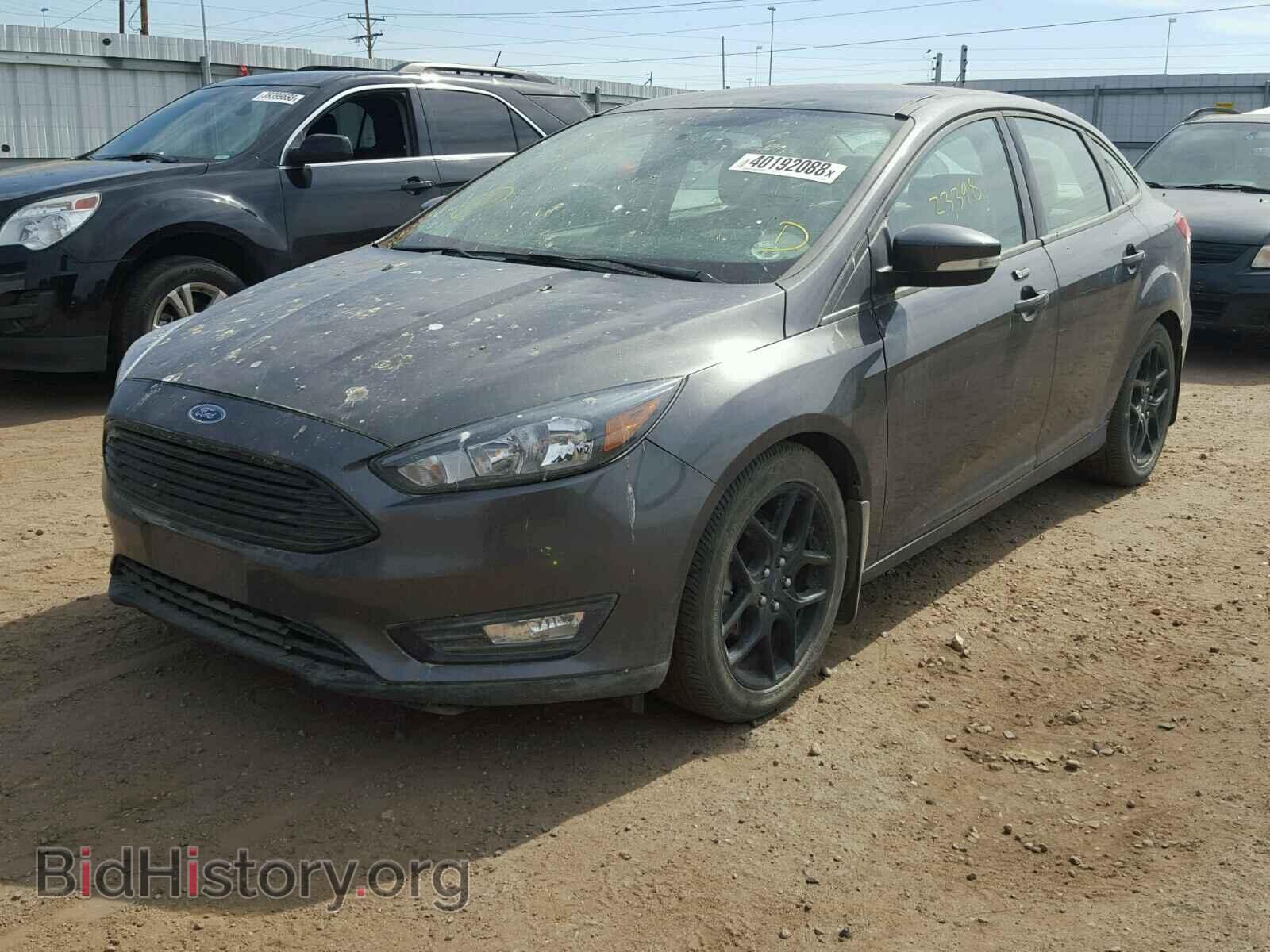 2016 FORD FOCUS - VIN: 1FADP3FE2GL275630 - Photo 2