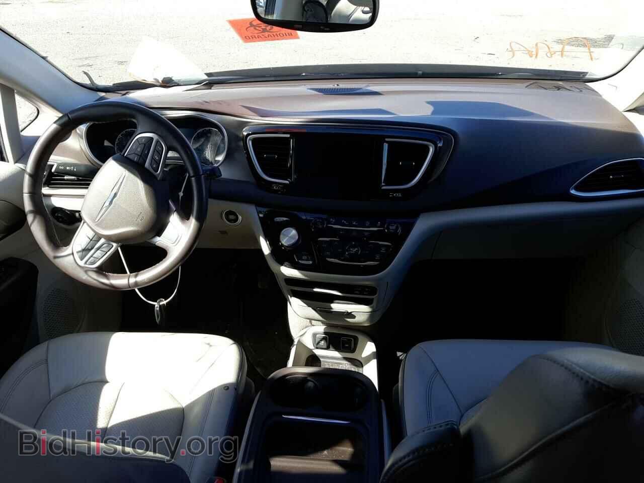 2018 CHRYSLER PACIFICA - VIN: 2C4RC1BG1JR233424 - Photo 9