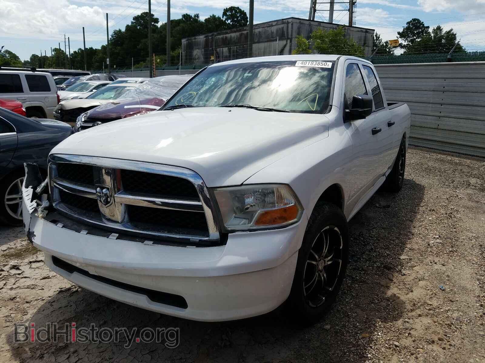 2010 DODGE RAM 1500 - VIN: 1D7RB1GP3AS126570 - Фото 2