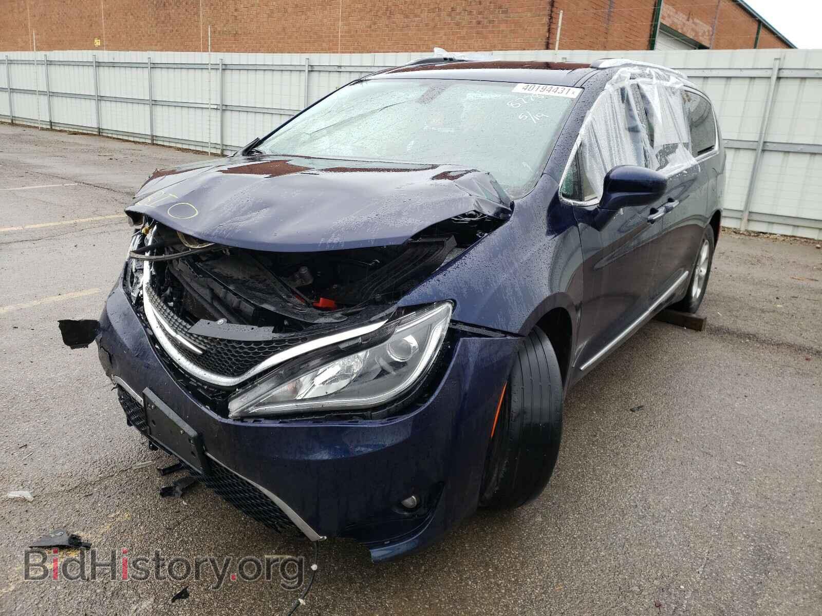 2017 CHRYSLER PACIFICA - VIN: 2C4RC1EG5HR588778 - Photo 2
