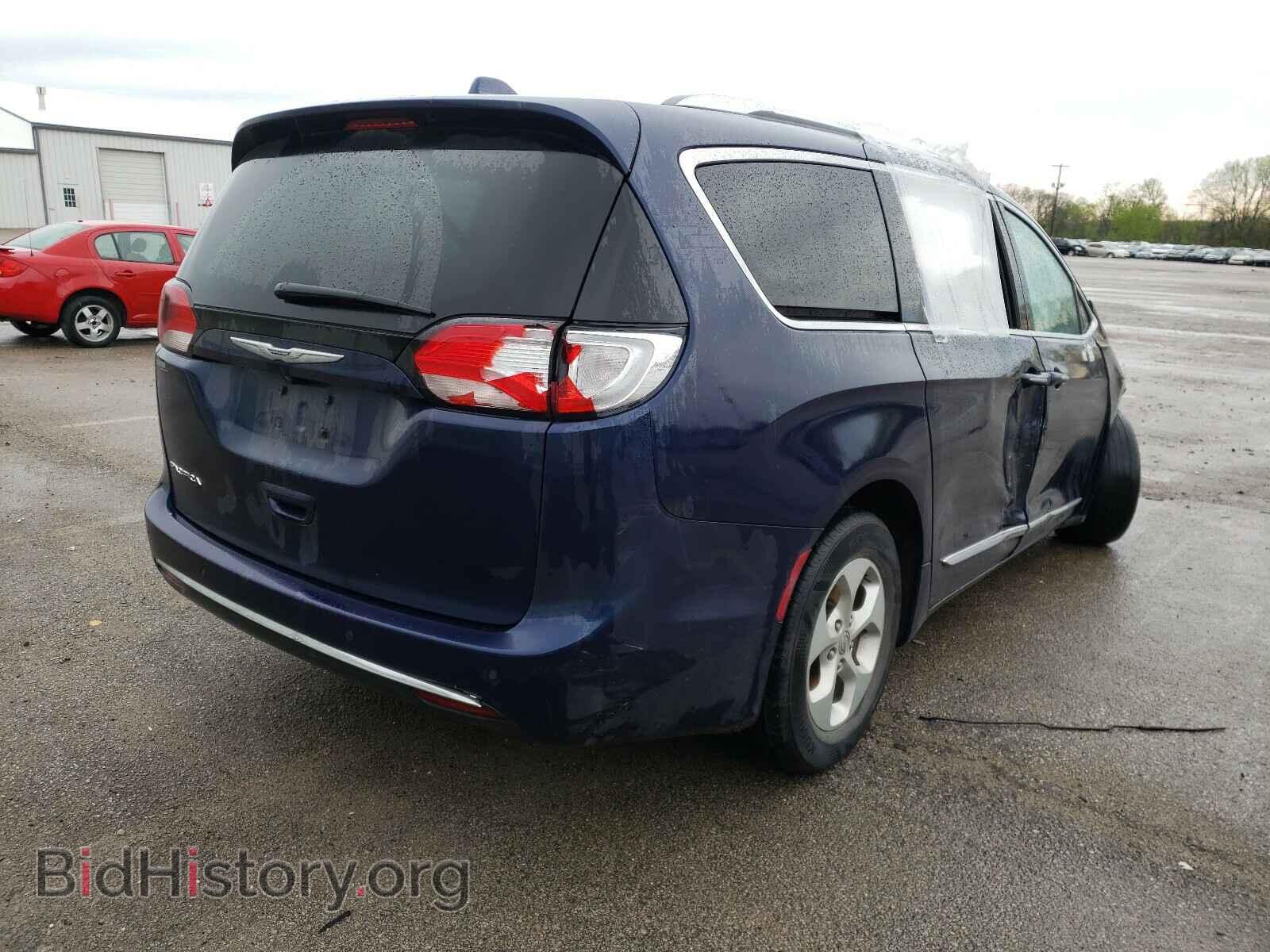2017 CHRYSLER PACIFICA - VIN: 2C4RC1EG5HR588778 - Photo 4
