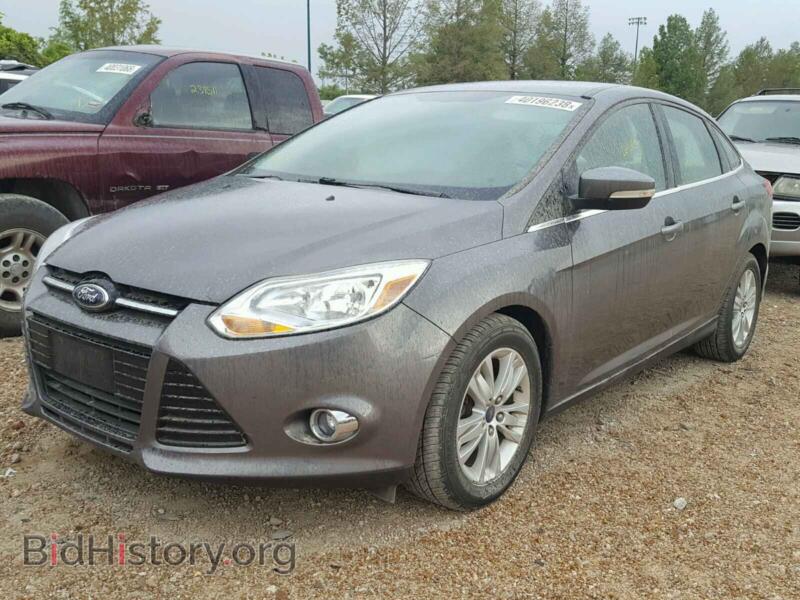 2012 Ford FOCUS (VIN 1FAHP3H28CL408003) — photo 2 of 10