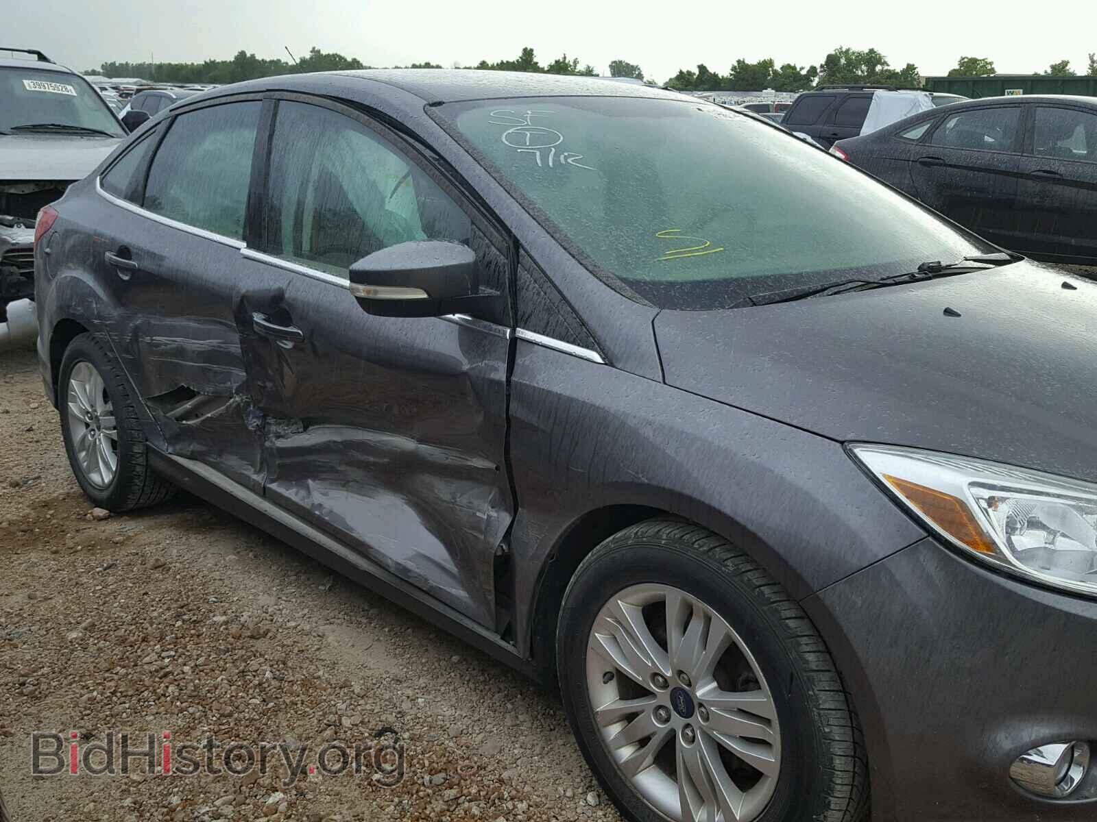 2012 Ford FOCUS (VIN 1FAHP3H28CL408003) — photo 9 of 10