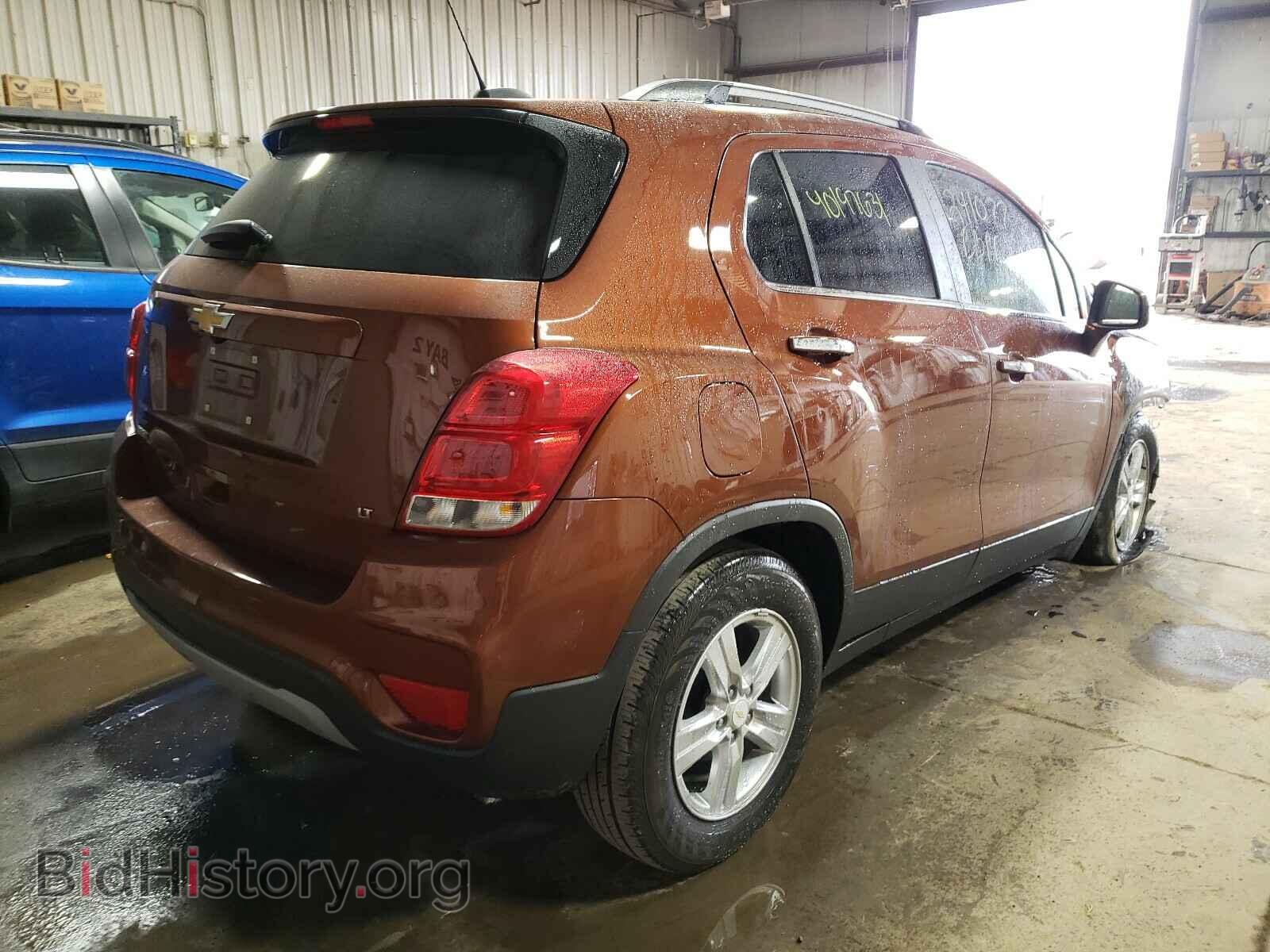 2019 CHEVROLET TRAX - VIN: 3GNCJLSB0KL241077 - Фото 4