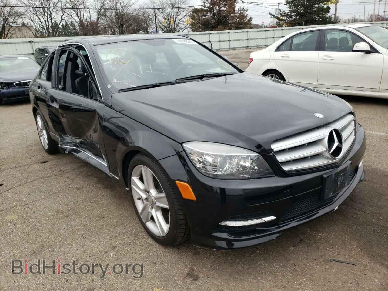Фотография WDDGF8BB0BR144761 - MERCEDES-BENZ C-CLASS 2011