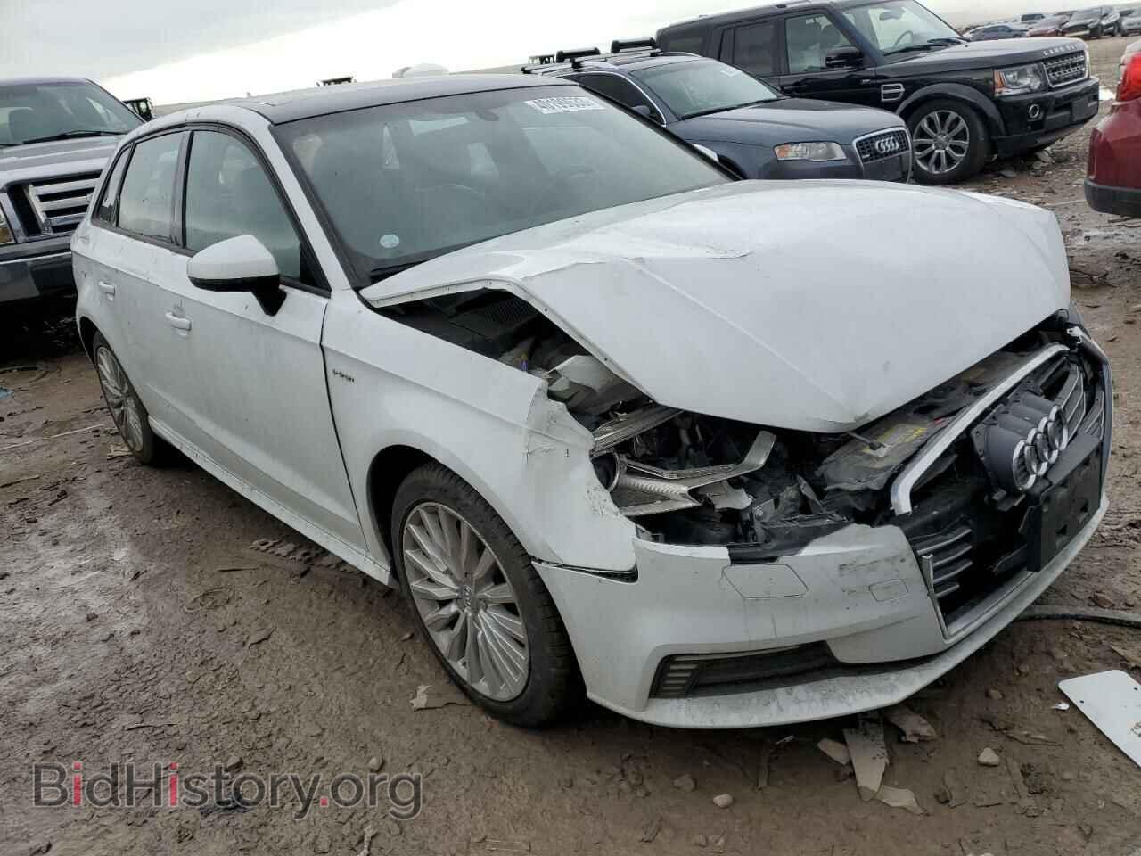 2017 AUDI A3 - VIN: WAUUPBFF6HA066768 - Фото 4