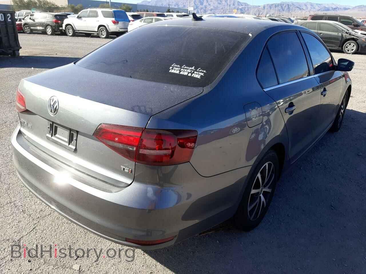2017 VOLKSWAGEN JETTA - VIN: 3VWDB7AJ3HM201473 - Фото 4