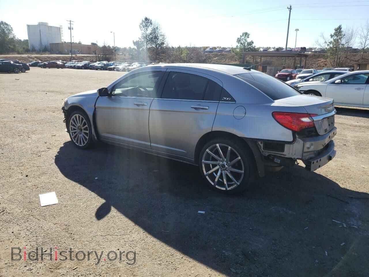 2013 CHRYSLER 200 - VIN: 1C3CCBABXDN691275 - Фото 2