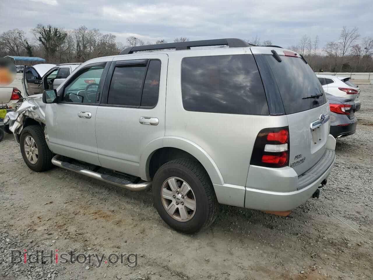 2010 FORD EXPLORER - VIN: 1FMEU6DEXAUB02303 - Фото 2