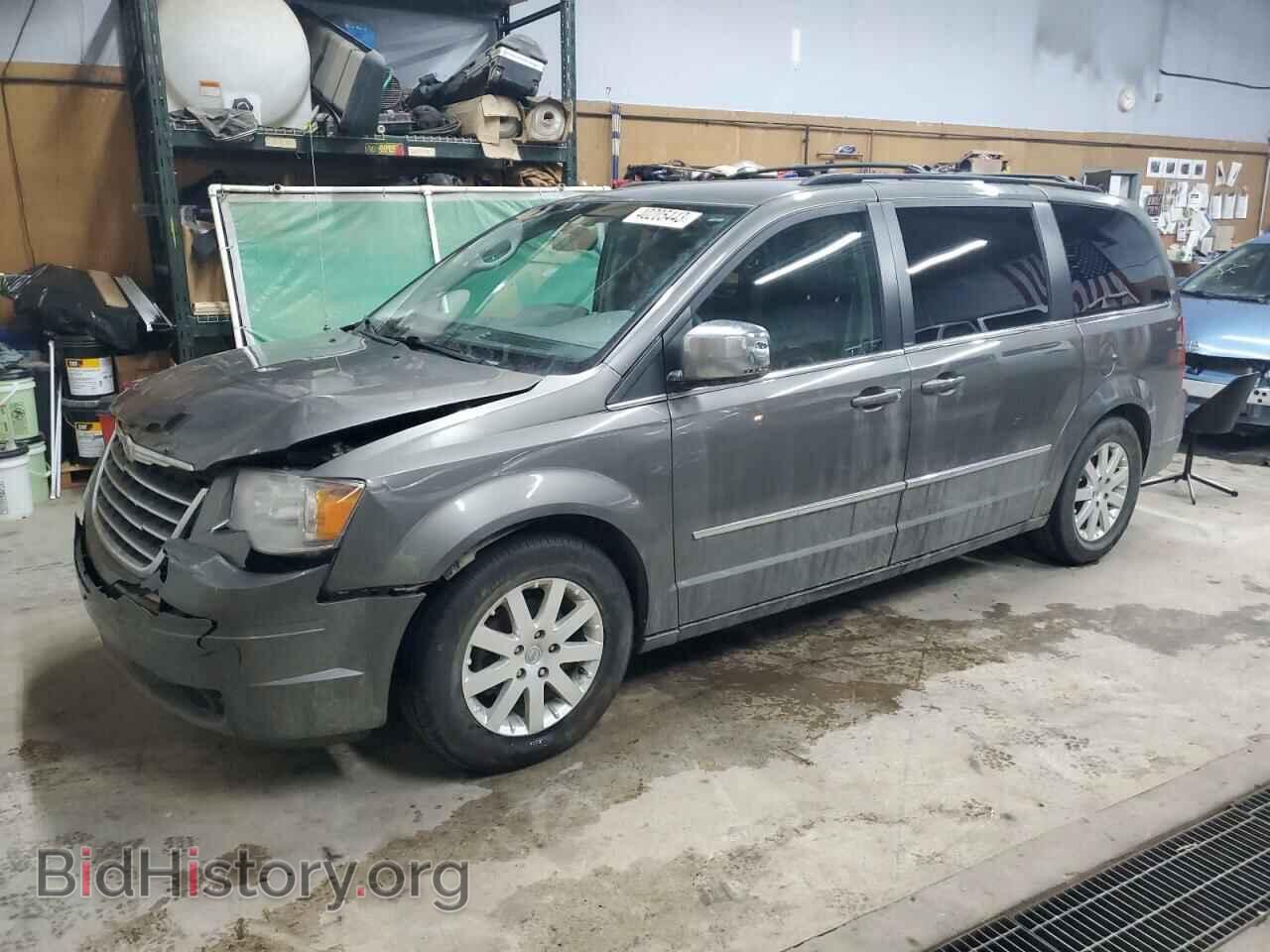 Photo 2A4RR5DX8AR454645 - CHRYSLER MINIVAN 2010