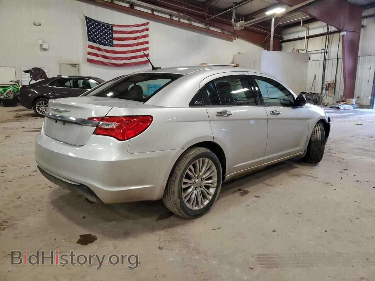 2012 CHRYSLER 200 - VIN: 1C3CCBCG0CN189897 - Фото 3
