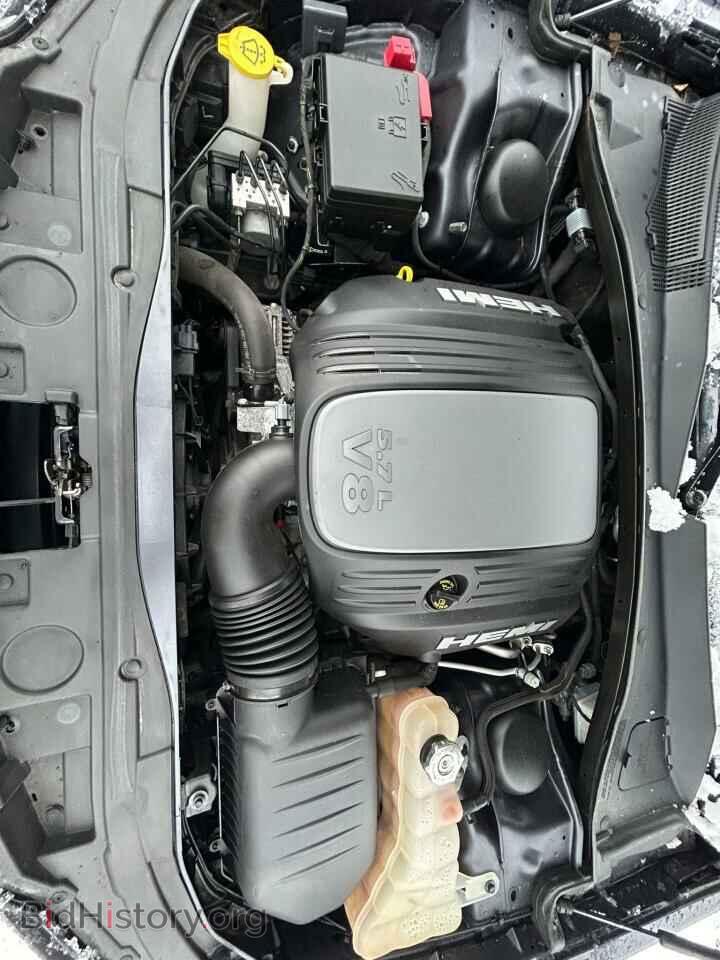 2019 CHRYSLER 300 - VIN: 2C3CCAPTXKH524074 - Фото 8