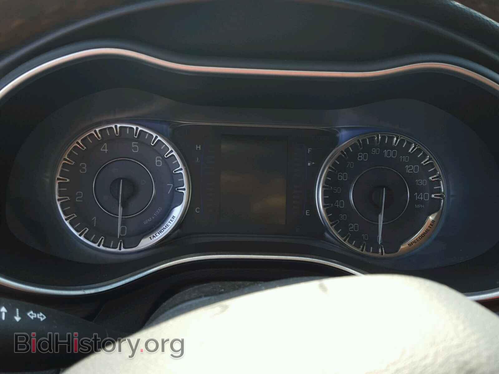 2015 CHRYSLER 200 - VIN: 1C3CCCABXFN627164 - Photo 8