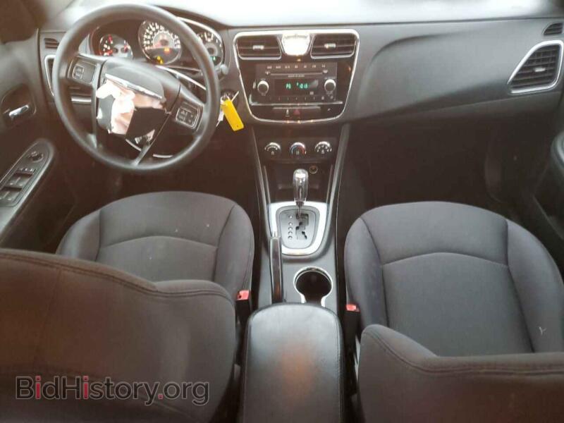 2014 Chrysler 200 (VIN 1C3CCBAB5EN199268) — фото 8 из 12