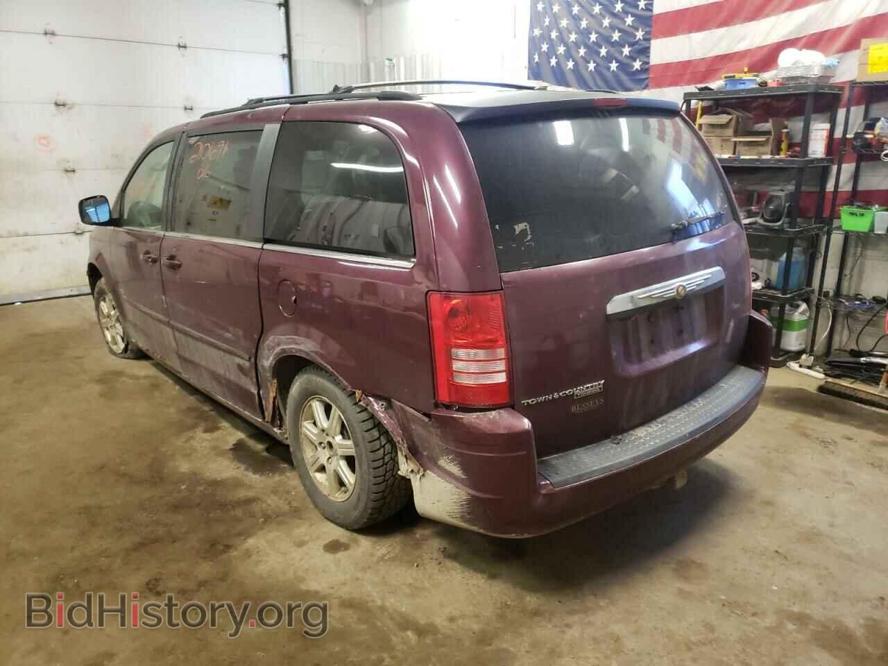 2008 CHRYSLER MINIVAN - VIN: 2A8HR54P98R758779 - Фото 3