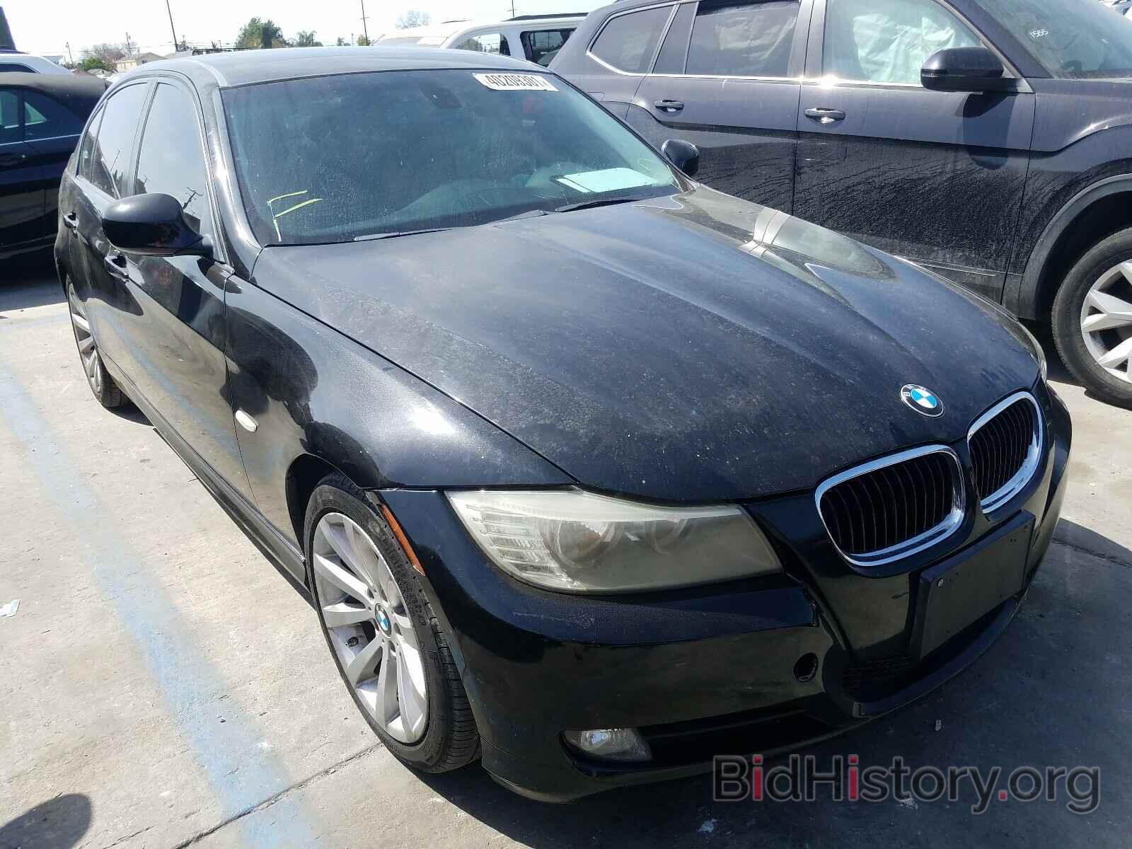 Photo WBAPH7C50BE682159 - BMW 3 SERIES 2011