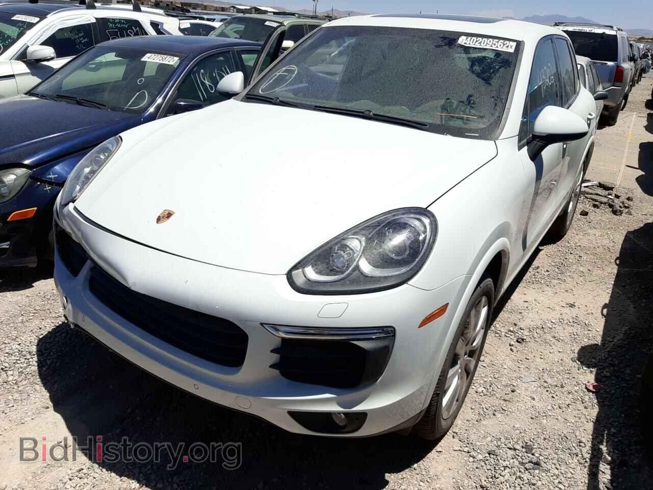 2017 PORSCHE CAYENNE - VIN: WP1AA2A25HKA88121 - Фото 2