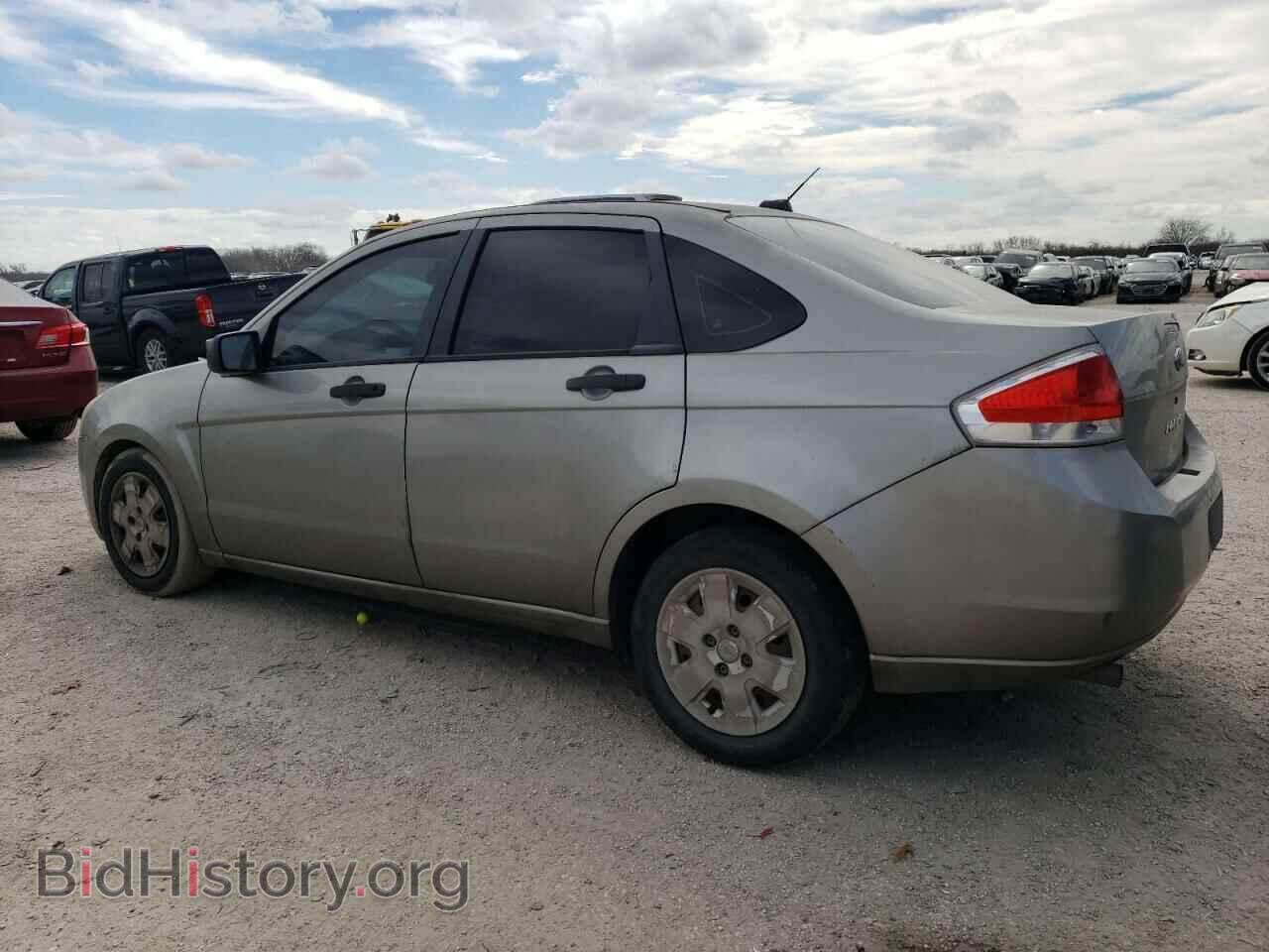2008 FORD FOCUS - VIN: 1FAHP34N98W273622 - Фото 2