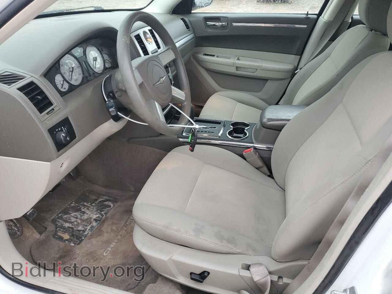 2010 CHRYSLER 300 - VIN: 2C3CA4CD5AH329178 - Фото 7