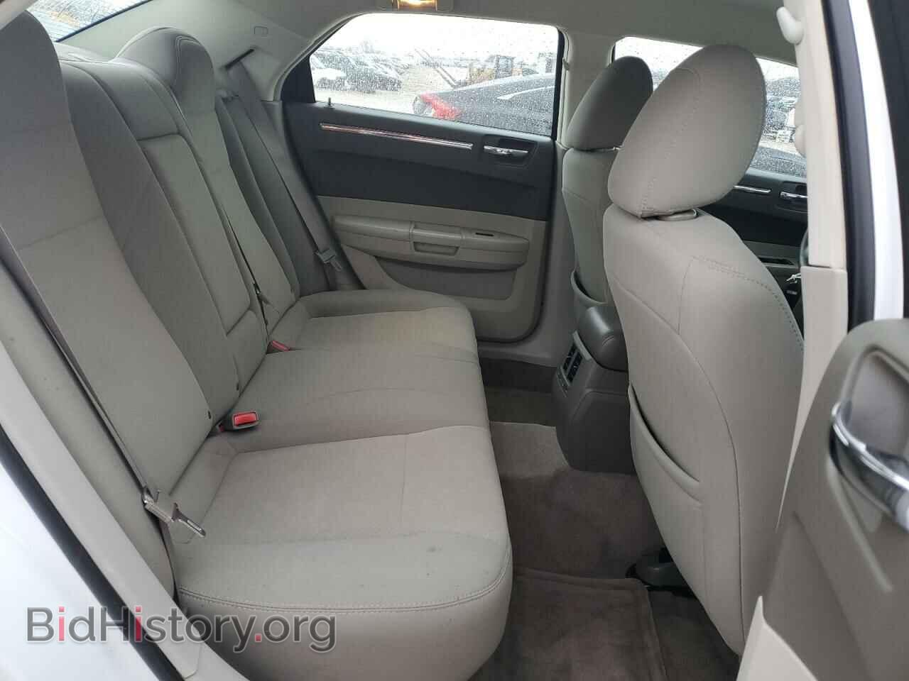 2010 CHRYSLER 300 - VIN: 2C3CA4CD5AH329178 - Фото 10