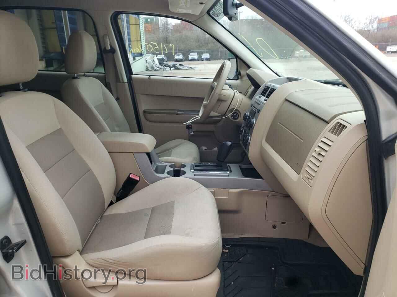 2008 FORD ESCAPE - VIN: 1FMCU93158KD06262 - Фото 5