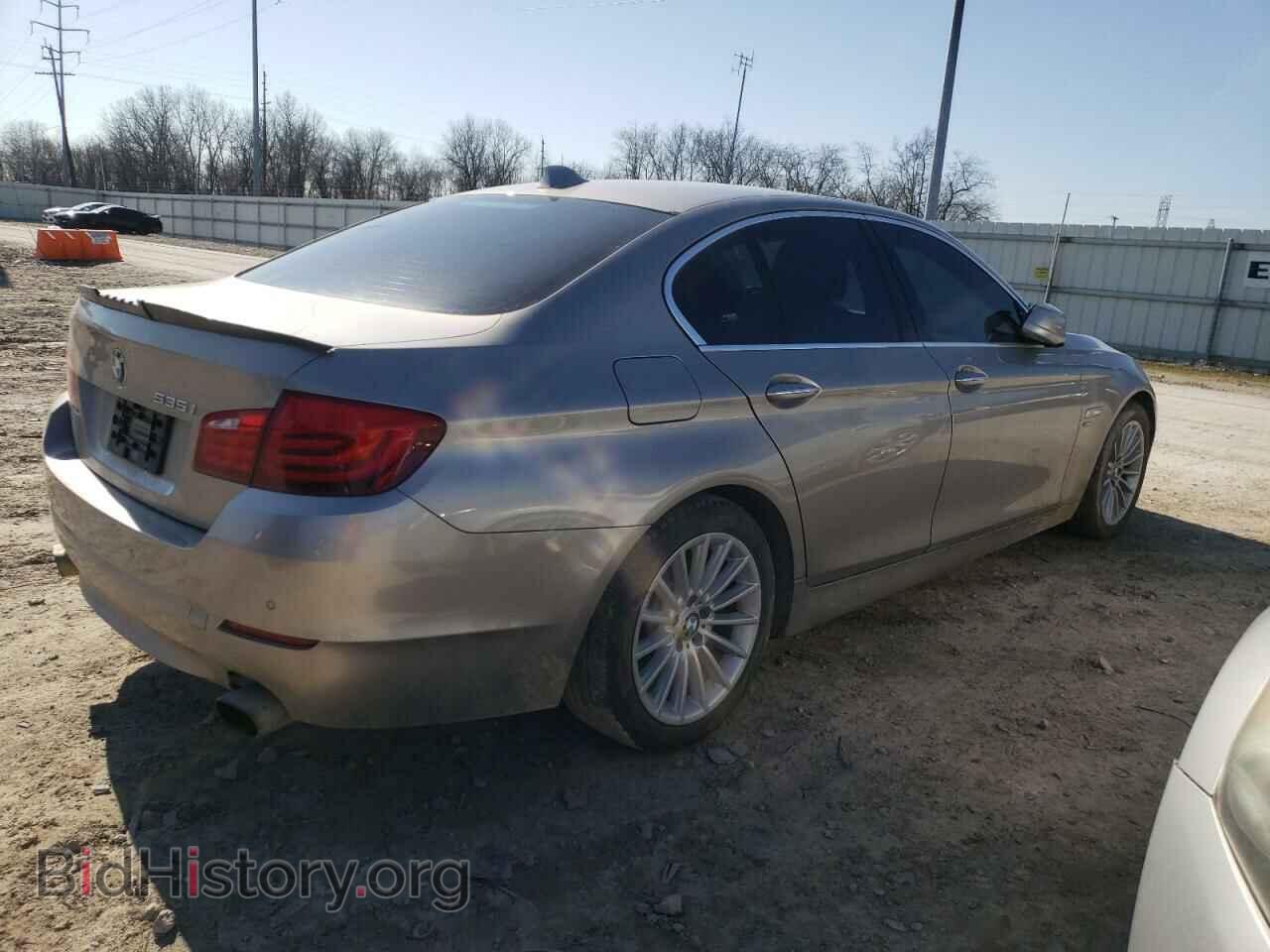 2011 BMW 5 SERIES - VIN: WBAFU7C58BC779922 - Фото 3