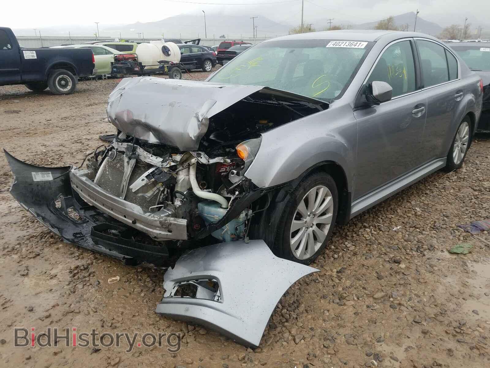2011 SUBARU LEGACY - VIN: 4S3BMDH60B2244283 - Фото 2