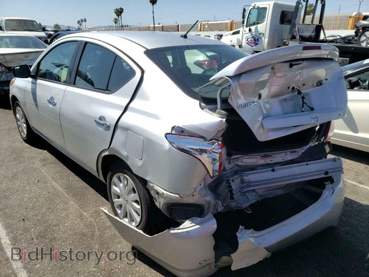 2018 NISSAN VERSA - VIN: 3N1CN7AP9JK439861 - Фото 3