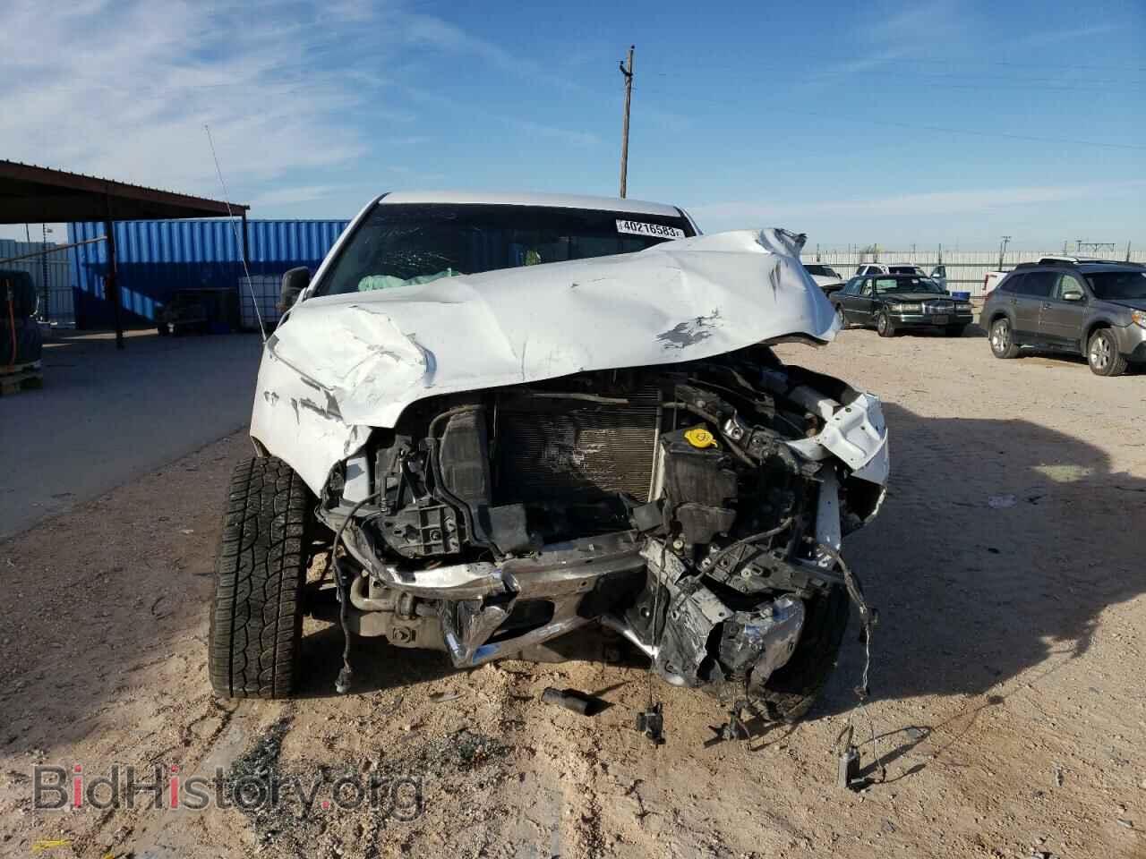 2019 RAM 1500 - VIN: 1C6RR6LT9KS526129 - Фото 5