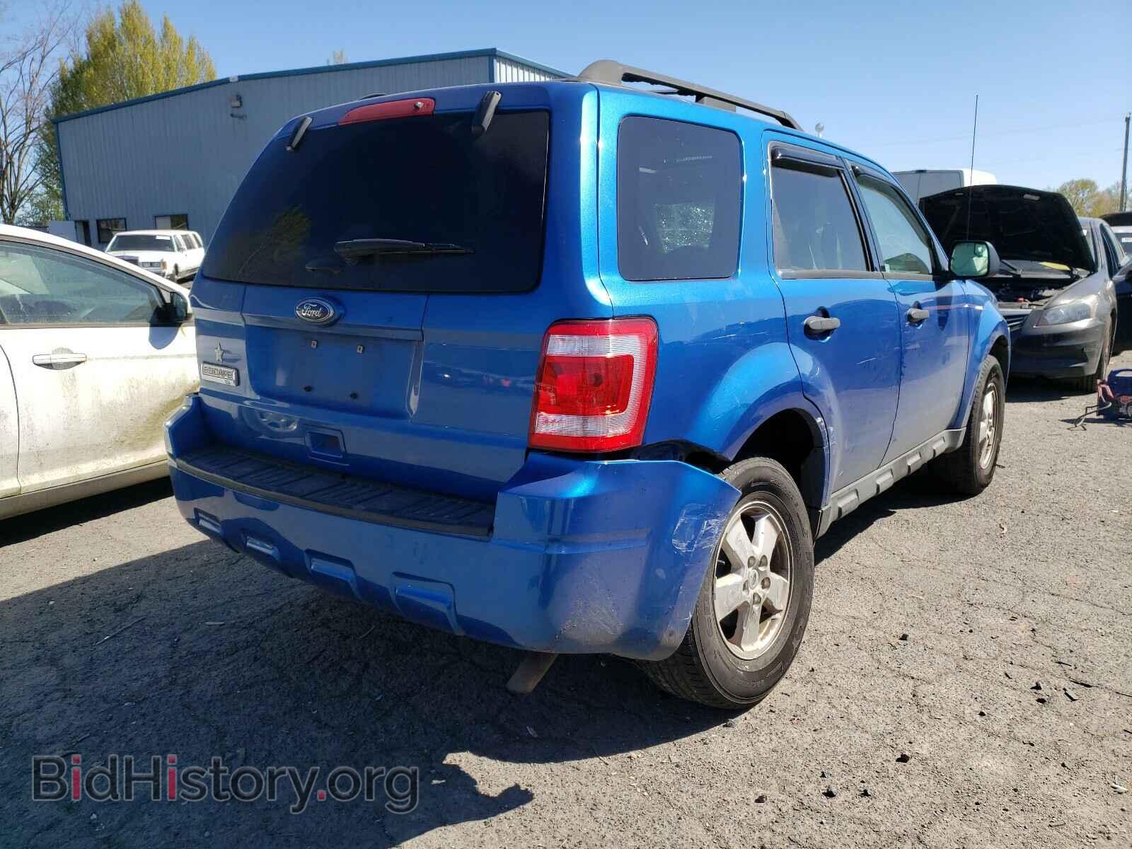 2011 FORD ESCAPE - VIN: 1FMCU0D76BKB46818 - Фото 4