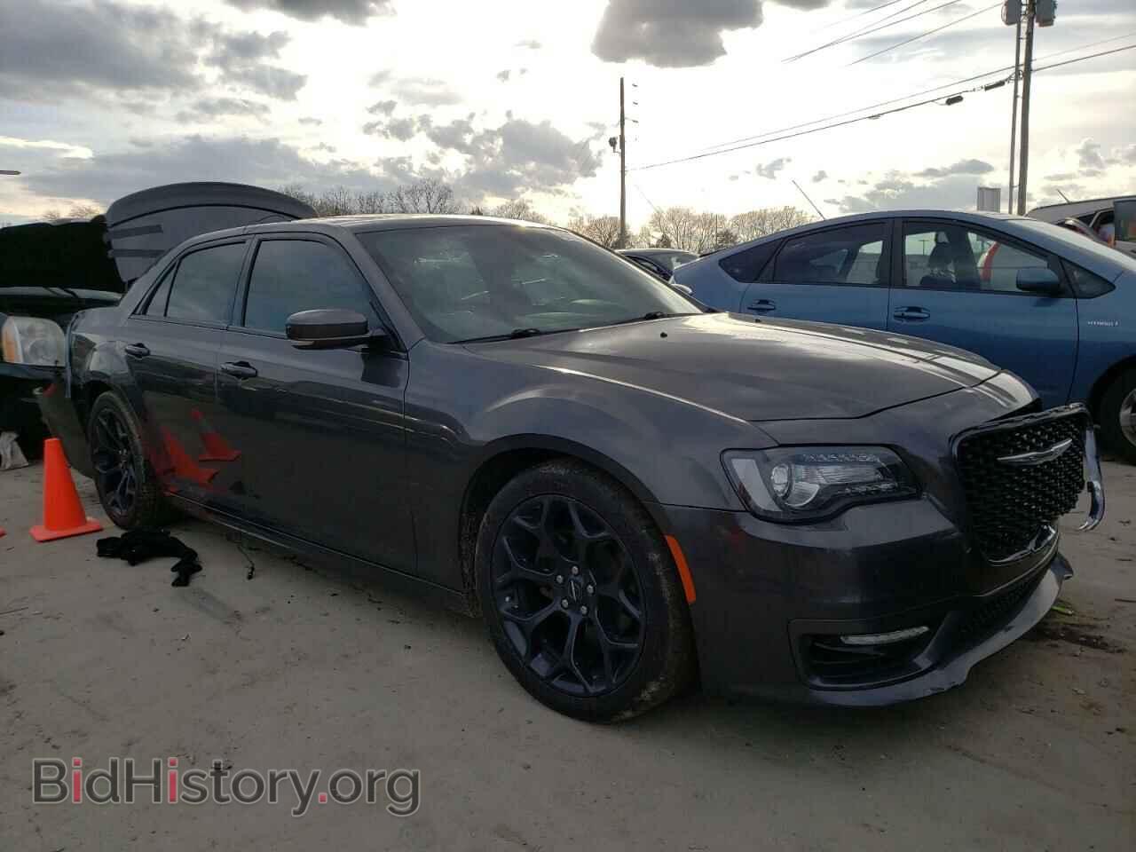 2019 CHRYSLER 300 - VIN: 2C3CCABG8KH508322 - Фото 4