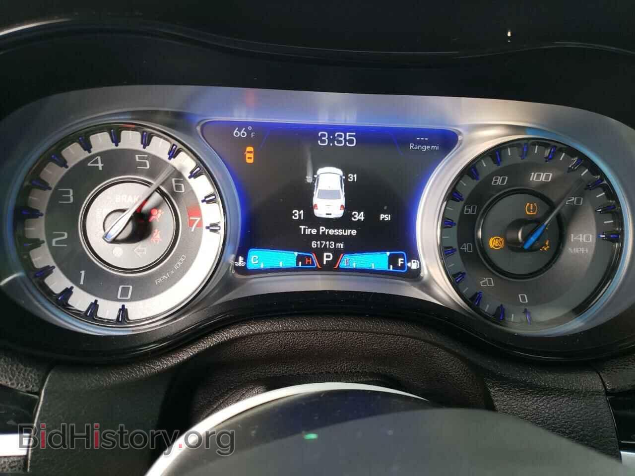 2019 CHRYSLER 300 - VIN: 2C3CCABG8KH508322 - Фото 9