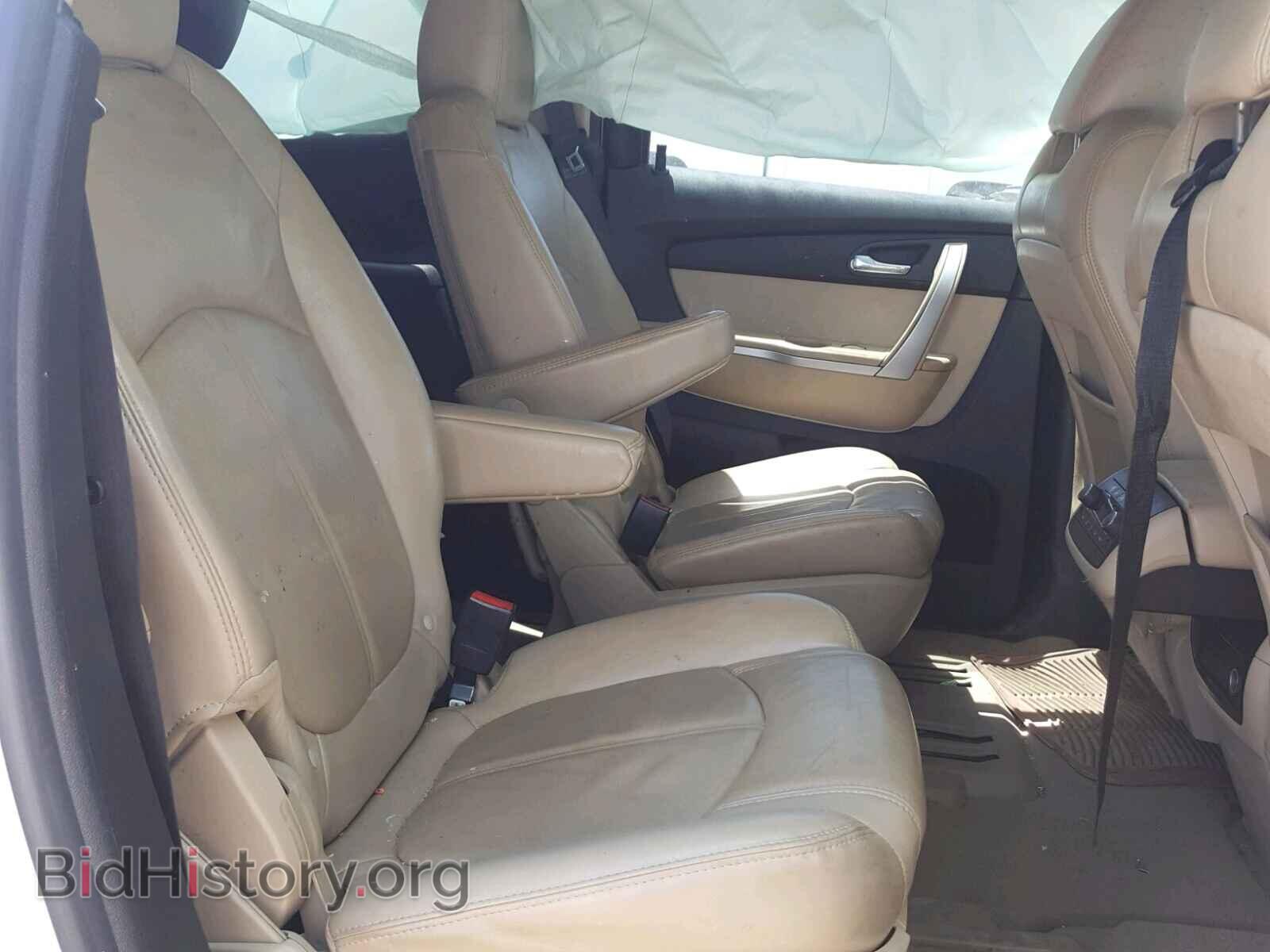 2011 GMC ACADIA SLT - VIN: 1GKKRRED8BJ141768 - Photo 6