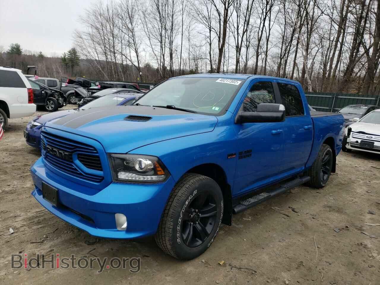 2018 RAM 1500 - VIN: 1C6RR7MT5JS220192 - Фото 2