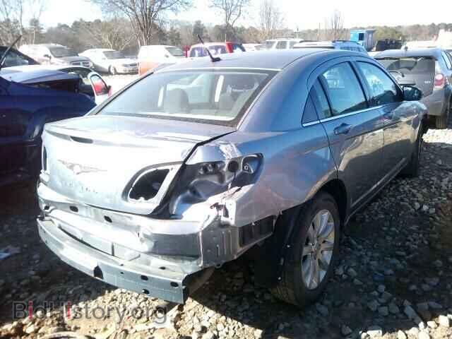 2010 CHRYSLER SEBRING - VIN: 1C3CC5FB7AN173288 - Фото 4