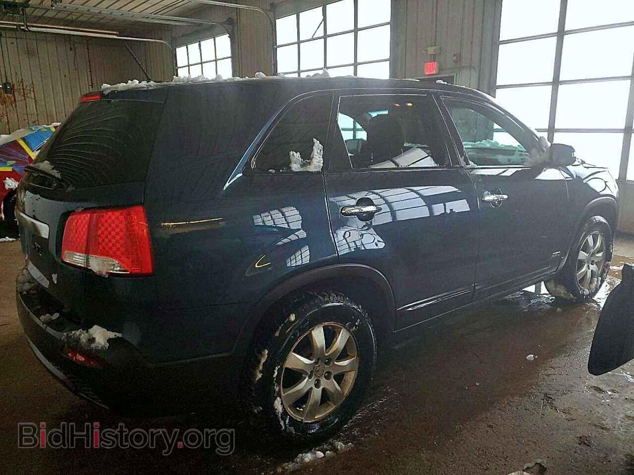 2011 KIA SORENTO - VIN: 5XYKTCA11BG139625 - Фото 3
