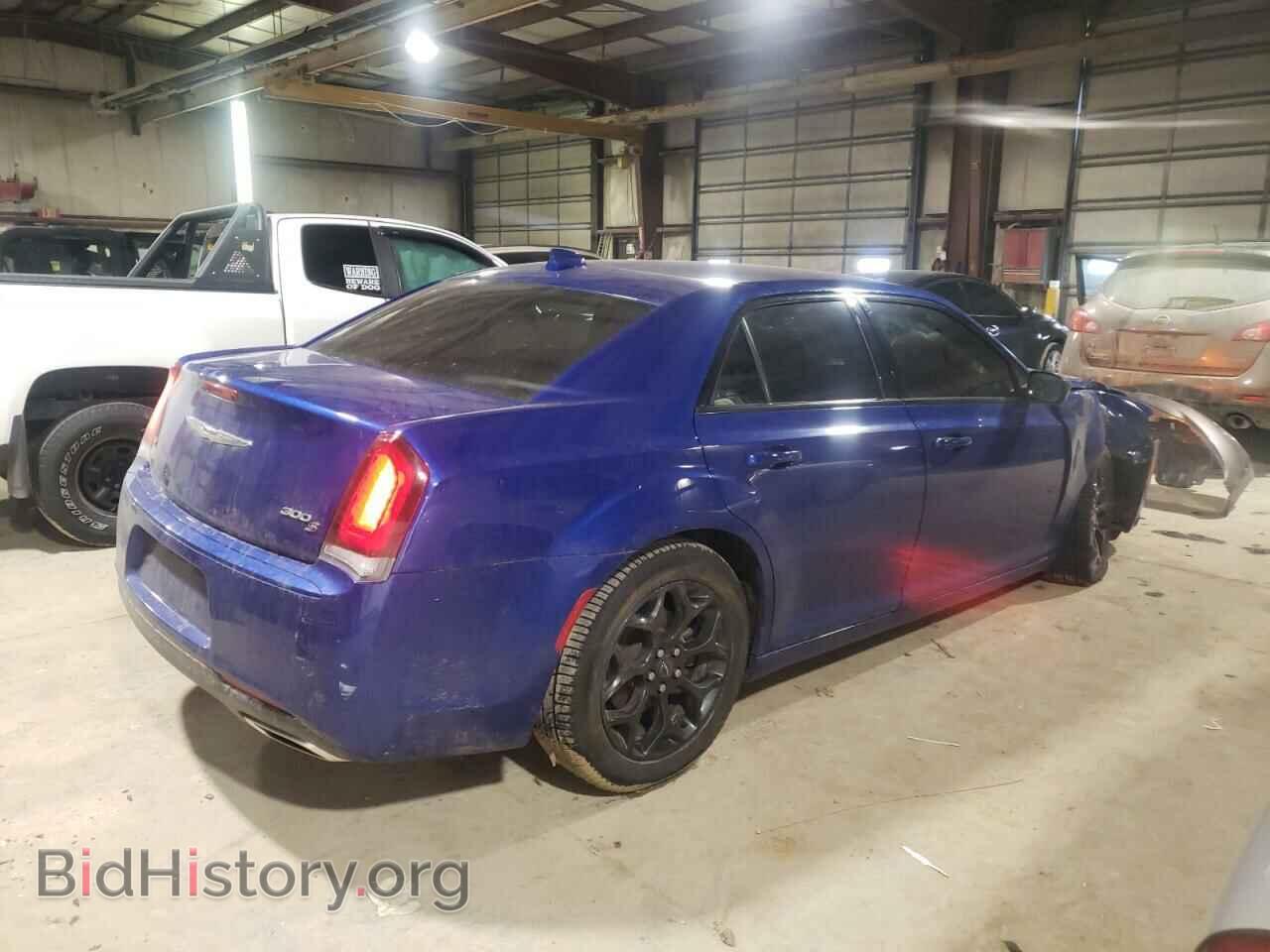 2019 CHRYSLER 300 - VIN: 2C3CCAGG5KH690831 - Фото 3