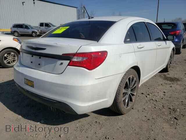 2012 CHRYSLER 200 - VIN: 1C3CCBBG1CN303570 - Фото 4